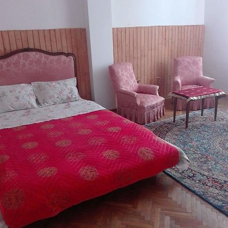 Alfredo Hostel Krajowa Zewnętrze zdjęcie