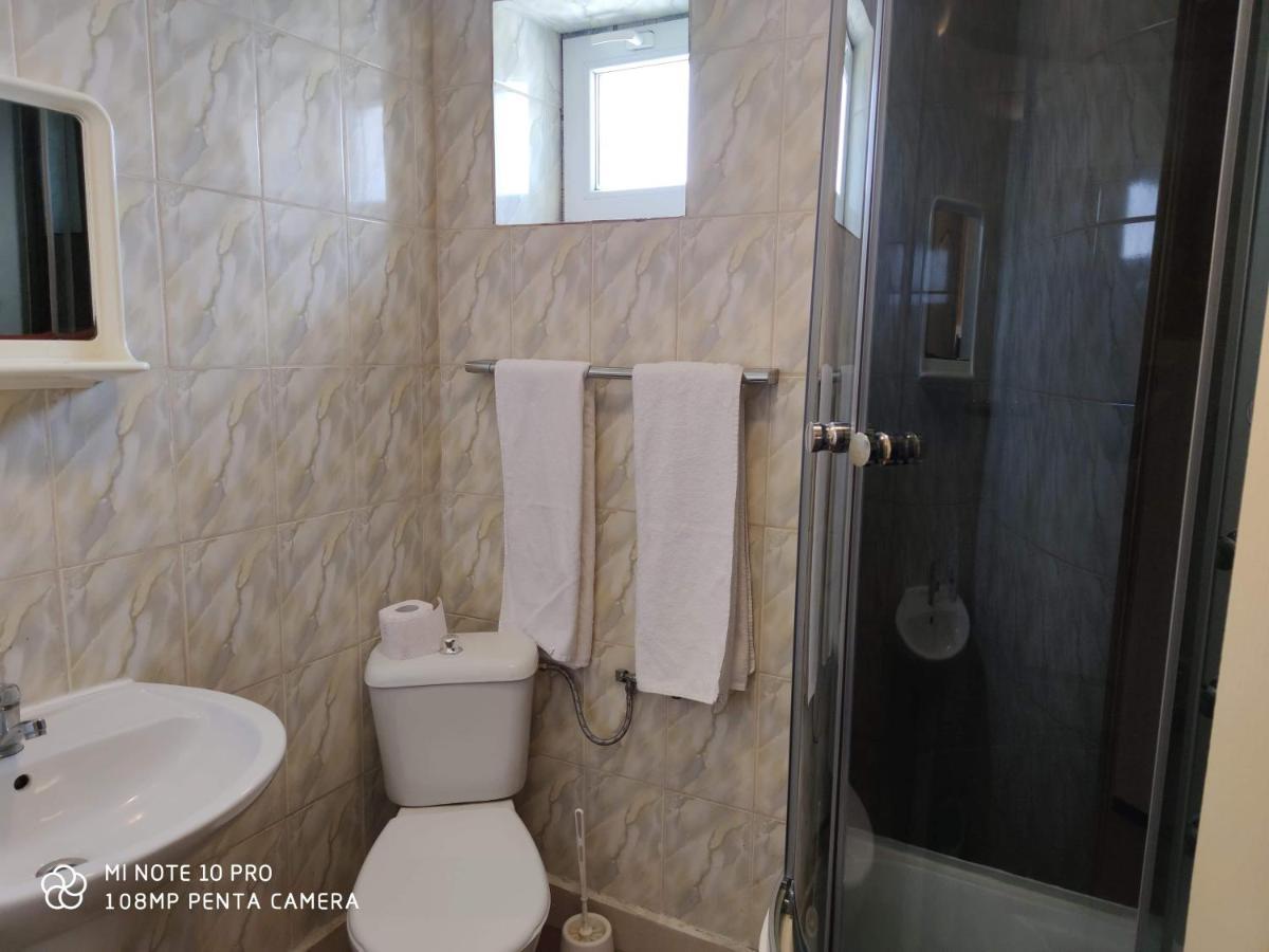 Alfredo Hostel Krajowa Zewnętrze zdjęcie